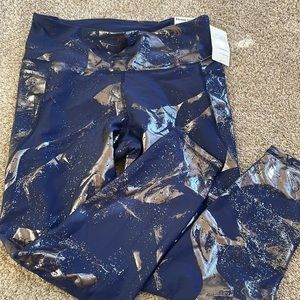 Old Navy Active Leggings NWT